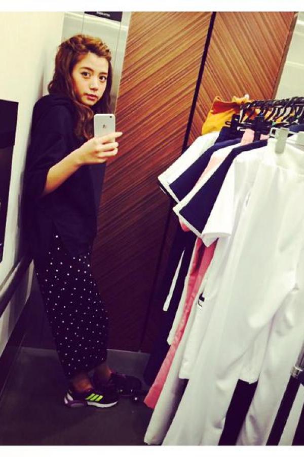 亚洲综合图区偷-4320P有字幕完整版