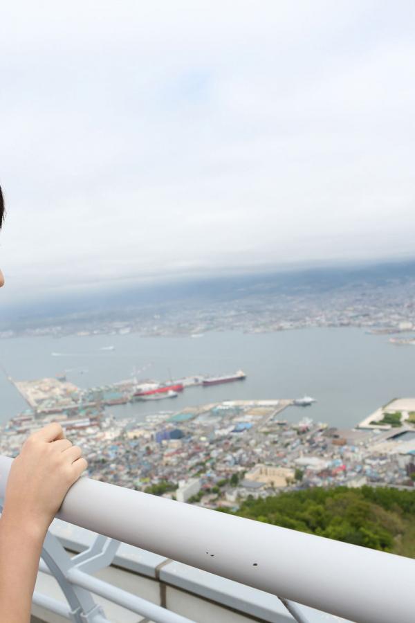 真实国产精品vr专区-日韩欧美一区二区无码免费-一进一出XO动态图-8K在线观看